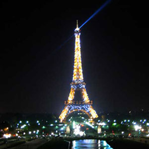 <b>Paris gay nightlife</b> and gay tourist guide