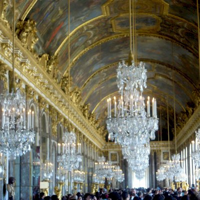 Versailles main hall Paris