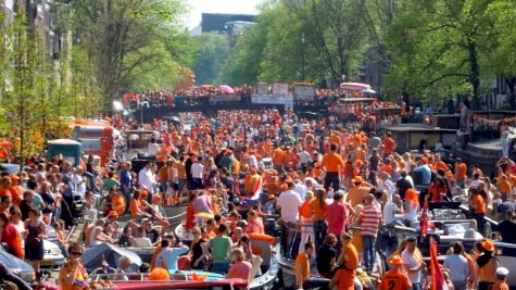 kingsday amsterdam on the canals